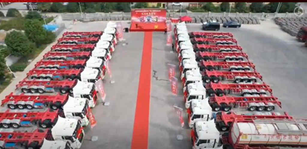 中国重汽前三季度国内重卡销量夺魁 四季度开局掀批量交车热潮 - 第5张 - 提加商用车网 中国重汽前三季度国内重卡销量夺魁 四季度开局掀批量交车热潮 - 第5张