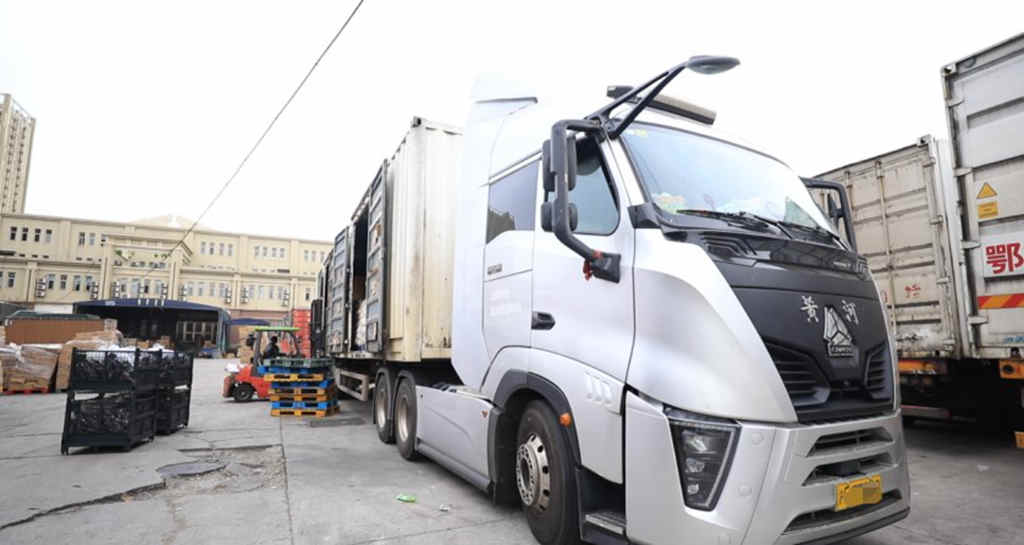 来,黄河X7重卡用户给你算笔账:买它,一年可节省油费10万元 - 第6张 - 提加商用车网 来,黄河X7重卡用户给你算笔账:买它,一年可节省油费10万元 - 第6张