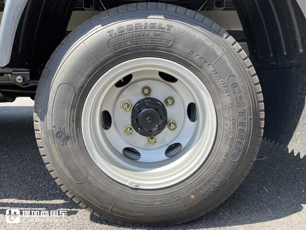 江铃凯运迎来全新一代车型,11月份正式上市,实拍先带你看看它的升级改进 - 第16张 - 提加商用车网 江铃凯运迎来全新一代车型,11月份正式上市,实拍先带你看看它的升级改进 - 第16张
