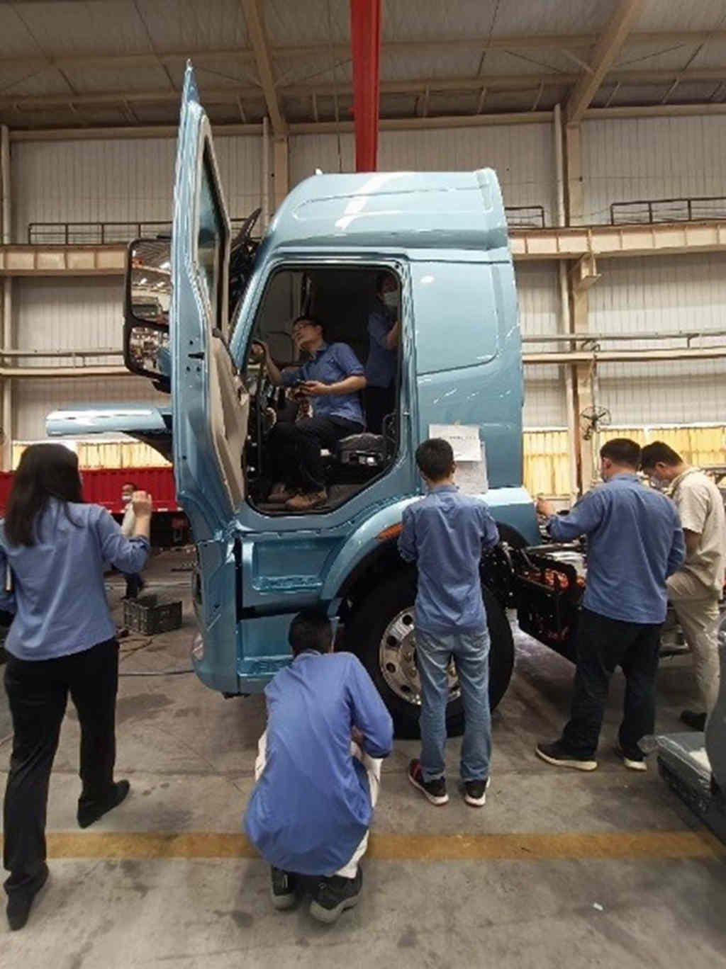乘龙H5V:毫米级精工品质,打造真正的家居化座舱 - 第6张 - 提加商用车网 乘龙H5V:毫米级精工品质,打造真正的家居化座舱 - 第6张