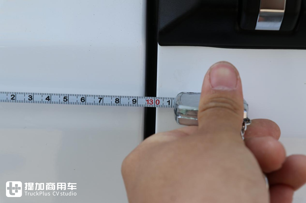 让卡车生活更体面,头等舱VS生活舱,解放鹰途舒适性配置对比盘点 - 第3张 - 提加商用车网 让卡车生活更体面,头等舱VS生活舱,解放鹰途舒适性配置对比盘点 - 第3张
