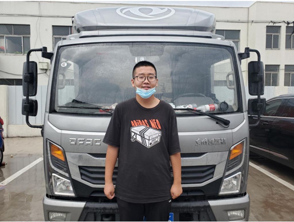 揭秘年轻95后月入三万的秘密 要致富,东风凯普特星云和勤劳更相配 - 第6张 - 提加商用车网 揭秘年轻95后月入三万的秘密 要致富,东风凯普特星云和勤劳更相配 - 第6张