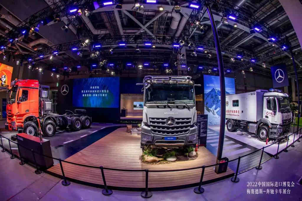 梅赛德斯﹣奔驰卡车携前沿产品及领先科技亮相中国国际进口博览会 - 第1张 - 提加商用车网 梅赛德斯﹣奔驰卡车携前沿产品及领先科技亮相中国国际进口博览会 - 第1张