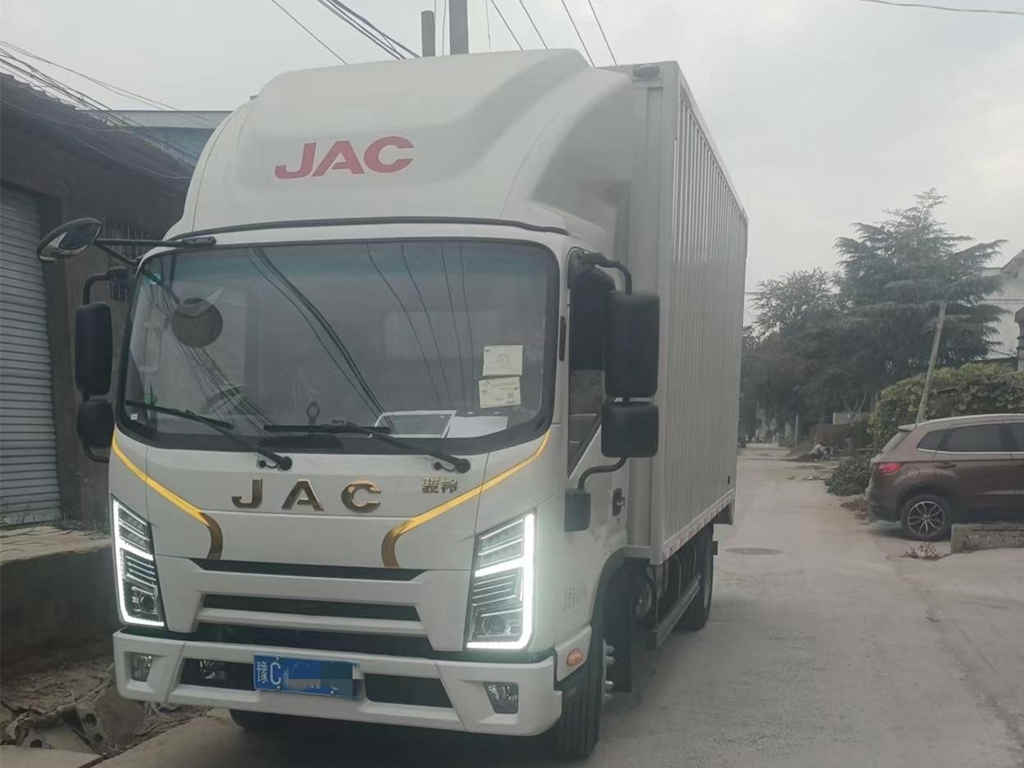 骏铃好口碑代言人!从创业到事业有成,婚庆老总持续选购四台骏铃! - 第1张 - 提加商用车网 骏铃好口碑代言人!从创业到事业有成,婚庆老总持续选购四台骏铃! - 第1张