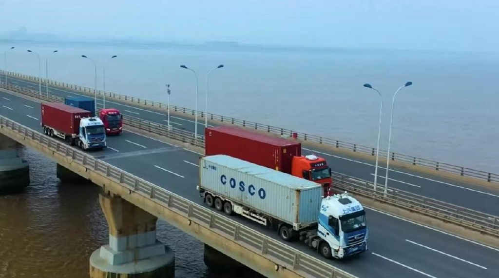 上汽红岩携手友道智途 成为智能网联汽车示范运营000001号 - 第4张