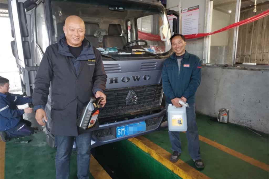 礼遇优化 快乐加倍 中国重汽HOWO轻卡统帅感恩日二度圆满举办 - 第1张