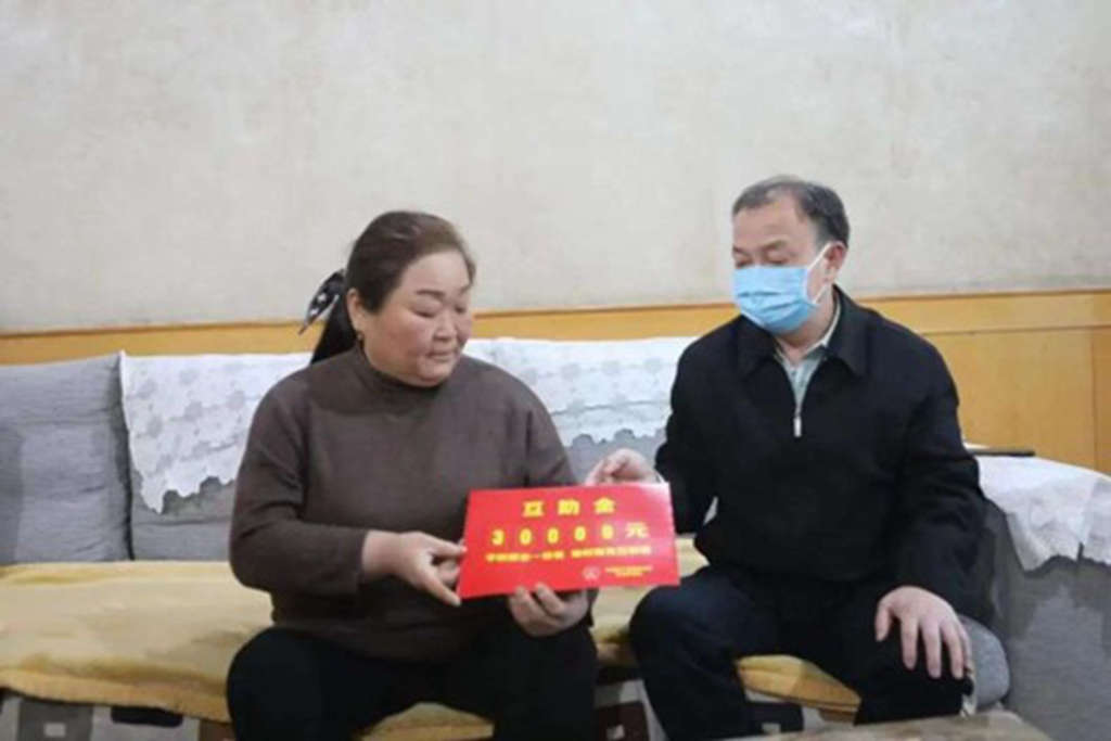 河南:首笔货车司机意外互助保障赔付到位 - 第1张 - 提加商用车网 河南:首笔货车司机意外互助保障赔付到位 - 第1张