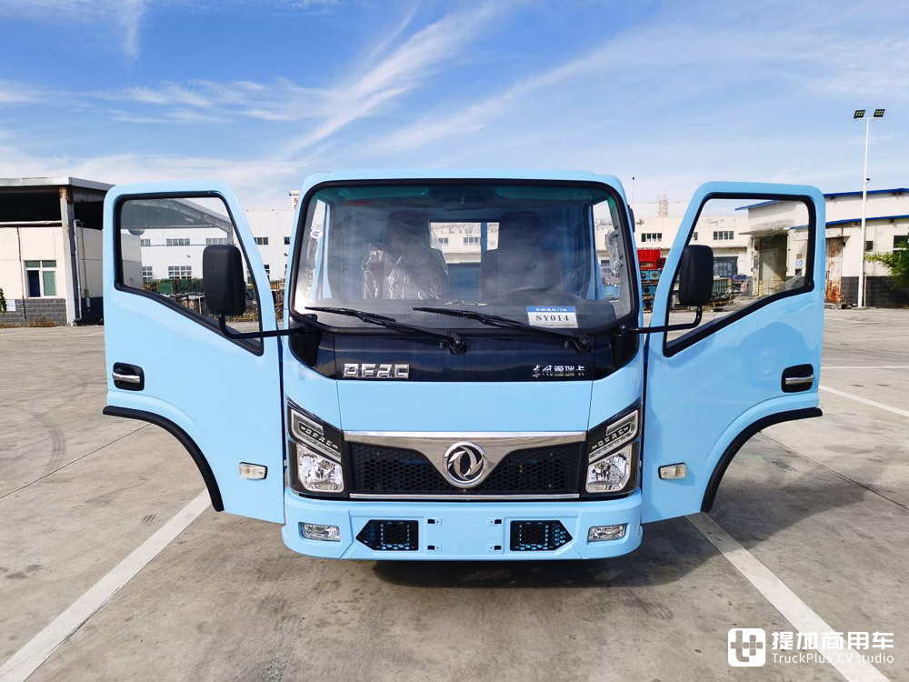 个性外观强悍底盘 更多年轻人的选择 东风福瑞卡福小瑞实拍 - 第2张