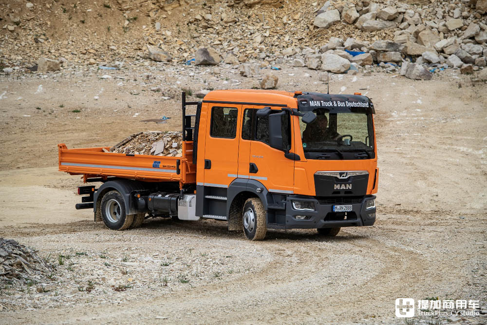 曼恩卡车中最小的成员,这台双排座TGL车型也颇具看点 - 第13张 - 提加商用车网 曼恩卡车中最小的成员,这台双排座TGL车型也颇具看点 - 第13张