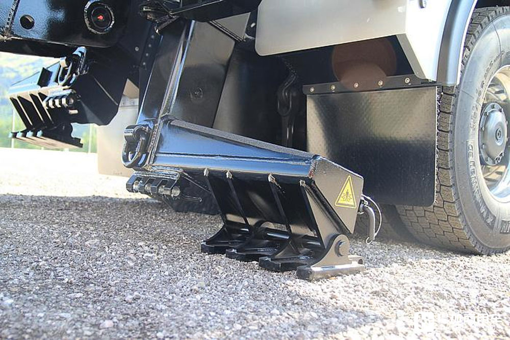 770匹马力+XT套件,这台安普改装的斯堪尼亚清障车堪称欧洲最强 - 第16张 - 提加商用车网 770匹马力+XT套件,这台安普改装的斯堪尼亚清障车堪称欧洲最强 - 第16张