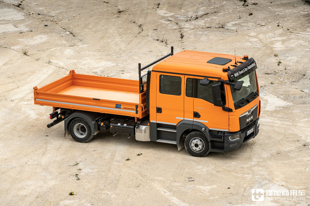 曼恩卡车中最小的成员,这台双排座TGL车型也颇具看点 - 第4张 - 提加商用车网 曼恩卡车中最小的成员,这台双排座TGL车型也颇具看点 - 第4张