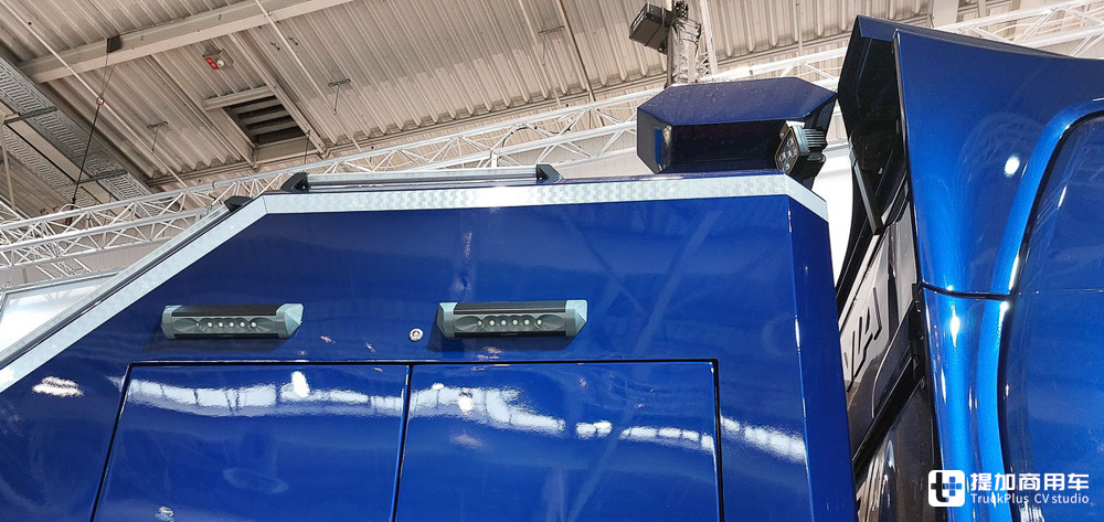 770匹马力+XT套件,这台安普改装的斯堪尼亚清障车堪称欧洲最强 - 第8张 - 提加商用车网 770匹马力+XT套件,这台安普改装的斯堪尼亚清障车堪称欧洲最强 - 第8张