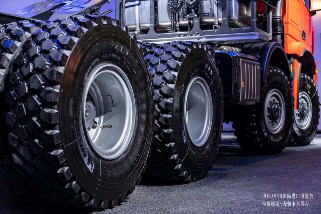 梅赛德斯﹣奔驰卡车携前沿产品及领先科技亮相中国国际进口博览会 - 第6张 - 提加商用车网 梅赛德斯﹣奔驰卡车携前沿产品及领先科技亮相中国国际进口博览会 - 第6张