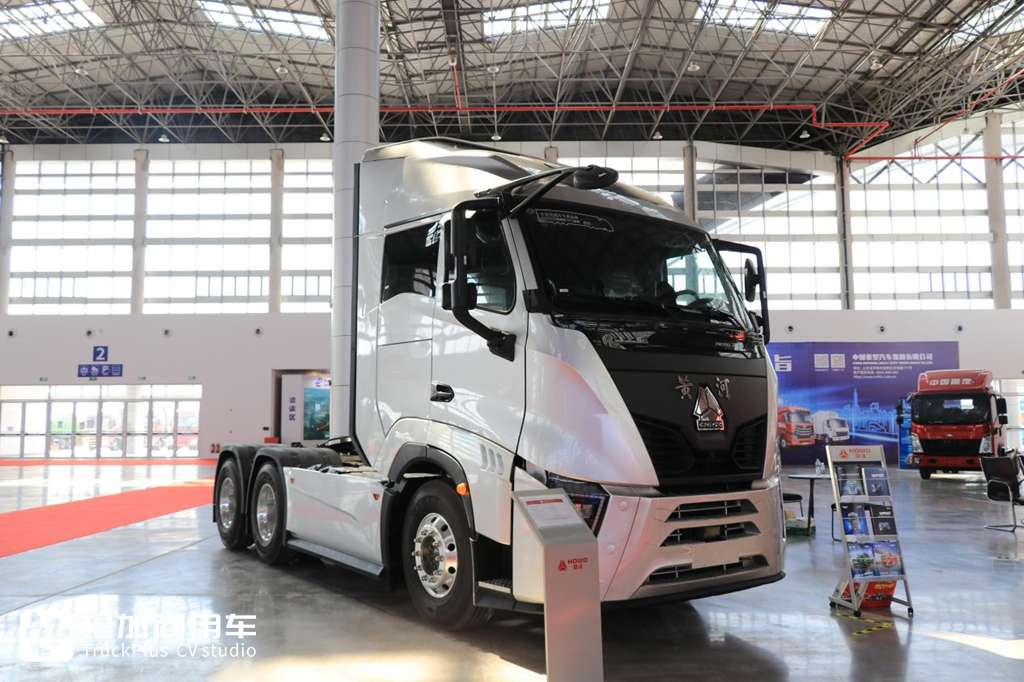 中欧卡车斗艳,多款旗舰卡车抢眼,2022中国商用车博览会现场展车实拍 - 第2张 - 提加商用车网 中欧卡车斗艳,多款旗舰卡车抢眼,2022中国商用车博览会现场展车实拍 - 第2张