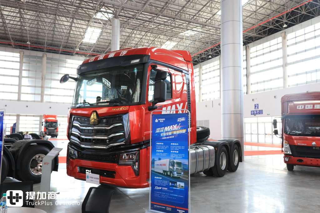 中欧卡车斗艳,多款旗舰卡车抢眼,2022中国商用车博览会现场展车实拍 - 第3张 - 提加商用车网 中欧卡车斗艳,多款旗舰卡车抢眼,2022中国商用车博览会现场展车实拍 - 第3张