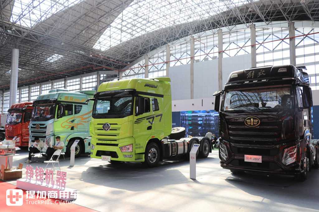 中欧卡车斗艳,多款旗舰卡车抢眼,2022中国商用车博览会现场展车实拍 - 第7张 - 提加商用车网 中欧卡车斗艳,多款旗舰卡车抢眼,2022中国商用车博览会现场展车实拍 - 第7张