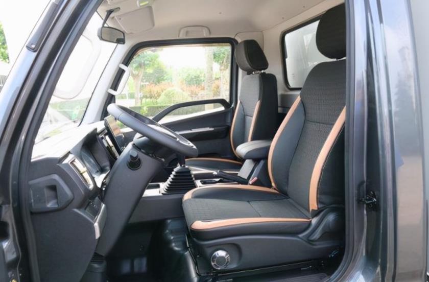 领航S1小卡2.0L汽油机用实力告诉你什么是赚钱的底气! - 第4张 - 提加商用车网 领航S1小卡2.0L汽油机用实力告诉你什么是赚钱的底气! - 第4张