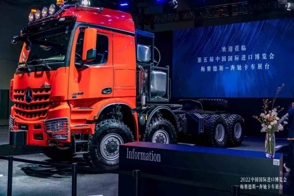 梅赛德斯﹣奔驰卡车携前沿产品及领先科技亮相中国国际进口博览会 - 第5张 - 提加商用车网 梅赛德斯﹣奔驰卡车携前沿产品及领先科技亮相中国国际进口博览会 - 第5张