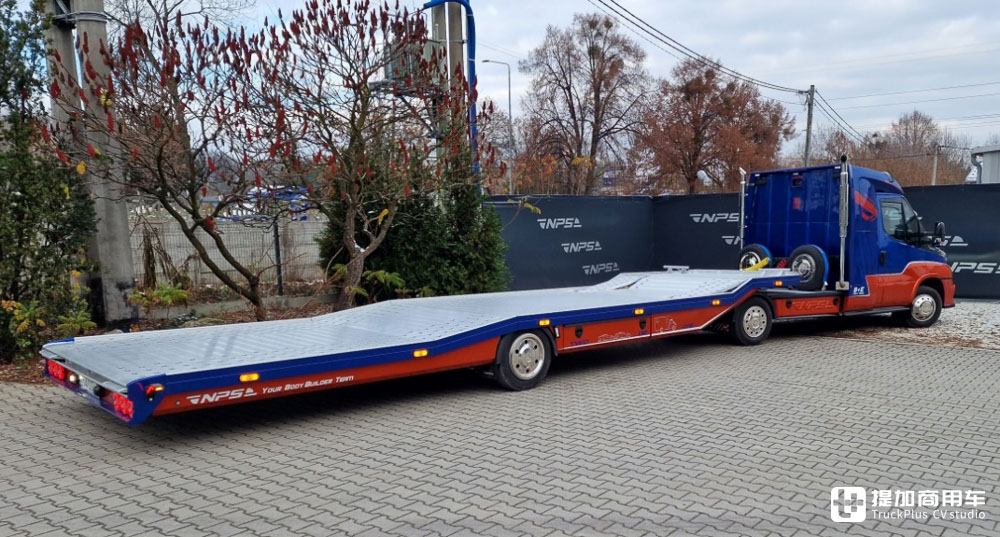 只要胆子大，轻客拉半挂？还带生活舱，带你看改装的依维柯Daily轻型牵引车