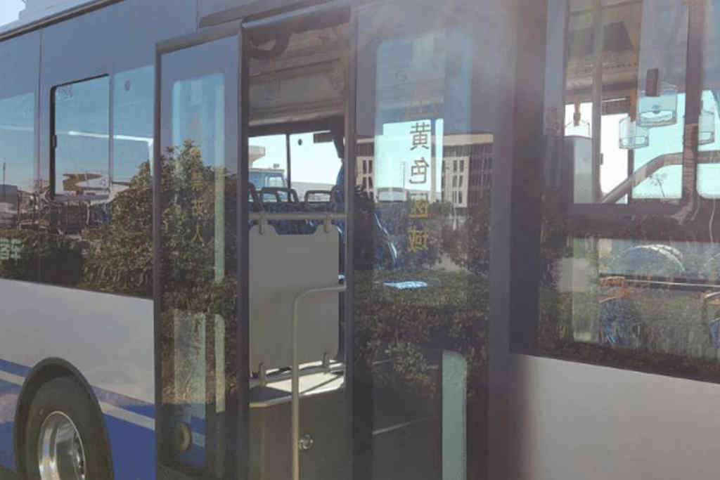 亚星客车再助江苏公共交通 绿色阜宁再提出行品质