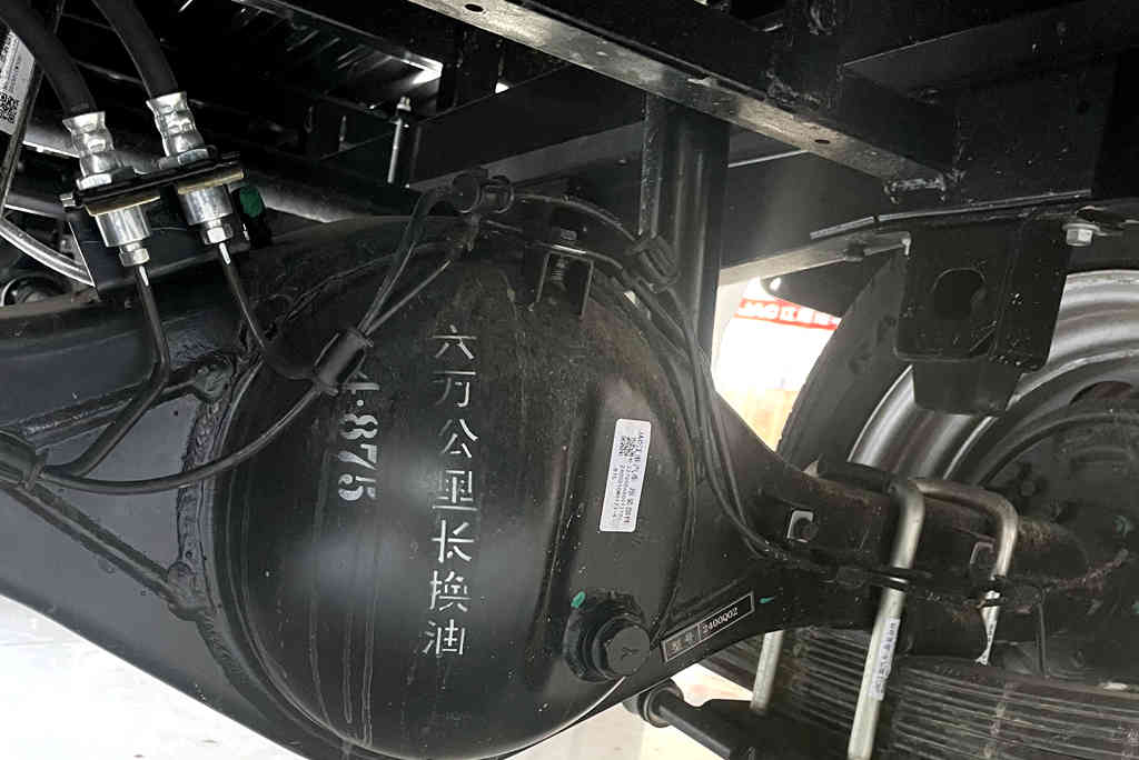 凭借口碑把生意做大，他开江淮1卡恺达像开轿车去挣钱 - 第3张