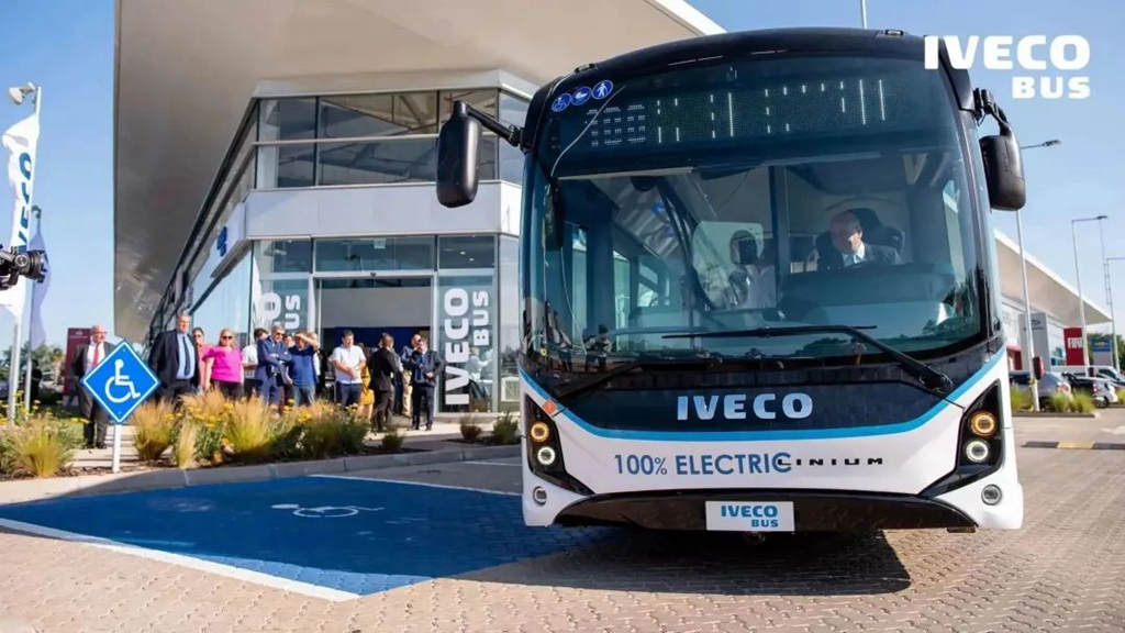 IVECO BUS在乌拉圭推出新的客运可持续交通解决方案 - 第3张 - 提加商用车网 IVECO BUS在乌拉圭推出新的客运可持续交通解决方案 - 第3张