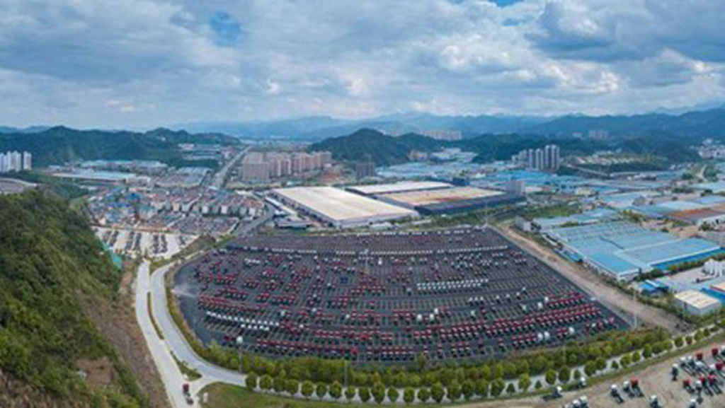 致敬每一位丝路卡车人 东风商用车幸福卡车关爱计划再启程 - 第1张 - 提加商用车网 致敬每一位丝路卡车人 东风商用车幸福卡车关爱计划再启程 - 第1张