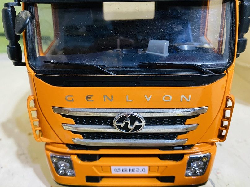 卡车模型爱好者称赞最多的模型之一?上汽红岩杰狮畅途版2.0牵引车模型实拍 - 第6张 - 提加商用车网 卡车模型爱好者称赞最多的模型之一?上汽红岩杰狮畅途版2.0牵引车模型实拍 - 第6张