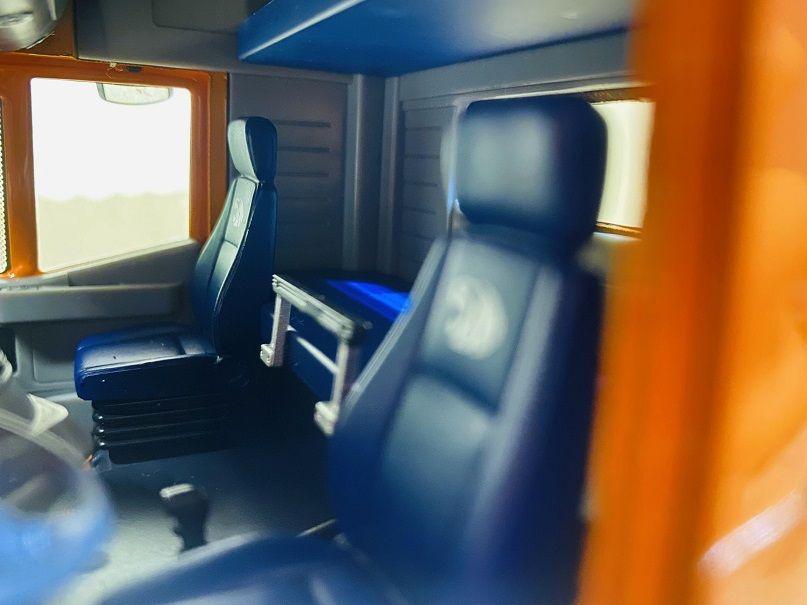 卡车模型爱好者称赞最多的模型之一?上汽红岩杰狮畅途版2.0牵引车模型实拍 - 第22张 - 提加商用车网 卡车模型爱好者称赞最多的模型之一?上汽红岩杰狮畅途版2.0牵引车模型实拍 - 第22张