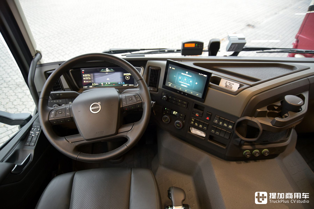 沃尔沃FH的最佳平替?BIGtruck测评新沃尔沃FM,给出高度评价 - 第11张 - 提加商用车网 沃尔沃FH的最佳平替?BIGtruck测评新沃尔沃FM,给出高度评价 - 第11张