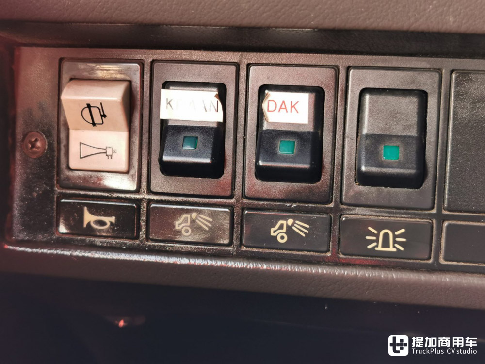 36年车龄仍光亮如新,这台斯堪尼亚82M正低价出售 - 第12张 - 提加商用车网 36年车龄仍光亮如新,这台斯堪尼亚82M正低价出售 - 第12张