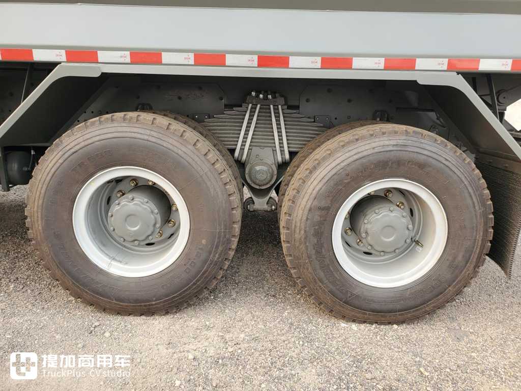 老外都买最新款的重汽卡车了,出口版豪沃V7X自卸车实拍,配置有何不一样? - 第14张 - 提加商用车网 老外都买最新款的重汽卡车了,出口版豪沃V7X自卸车实拍,配置有何不一样? - 第14张