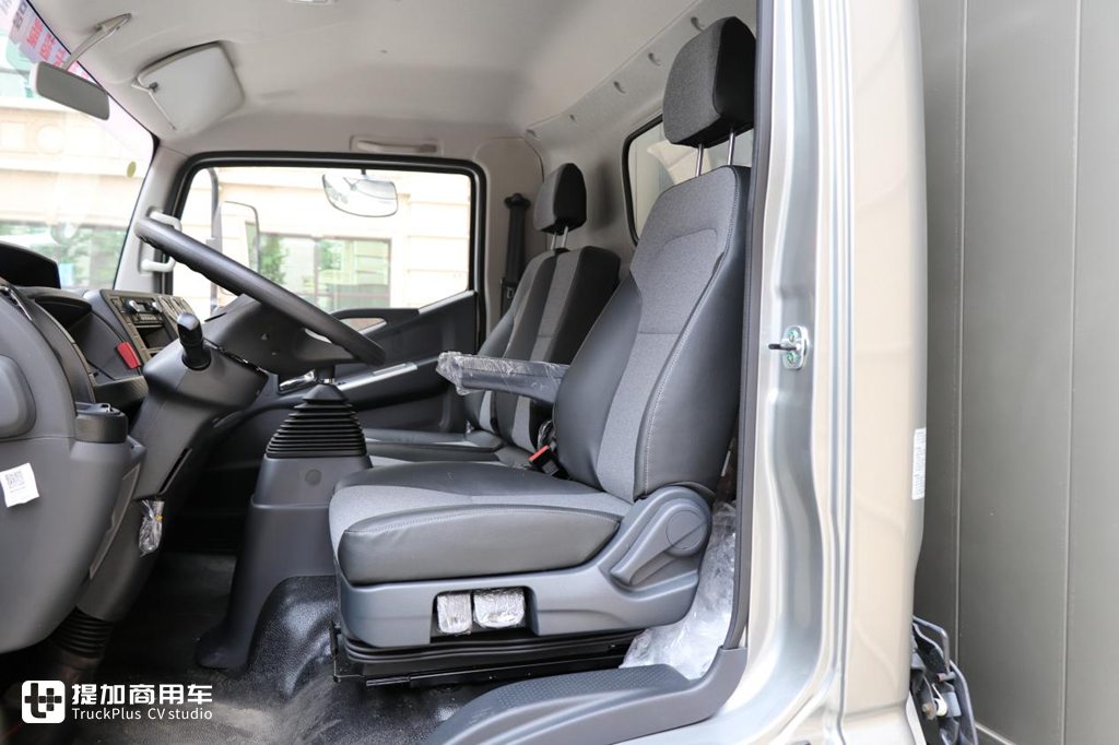 历时三天 1700公里深度体验 全新升级的东风多利卡超能轻卡实力究竟如何? - 第5张 - 提加商用车网 历时三天 1700公里深度体验 全新升级的东风多利卡超能轻卡实力究竟如何? - 第5张