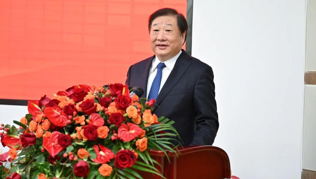 山东重工、潍柴集团与中国龙工签署全面深化战略合作协议 - 第3张 - 提加商用车网 山东重工、潍柴集团与中国龙工签署全面深化战略合作协议 - 第3张