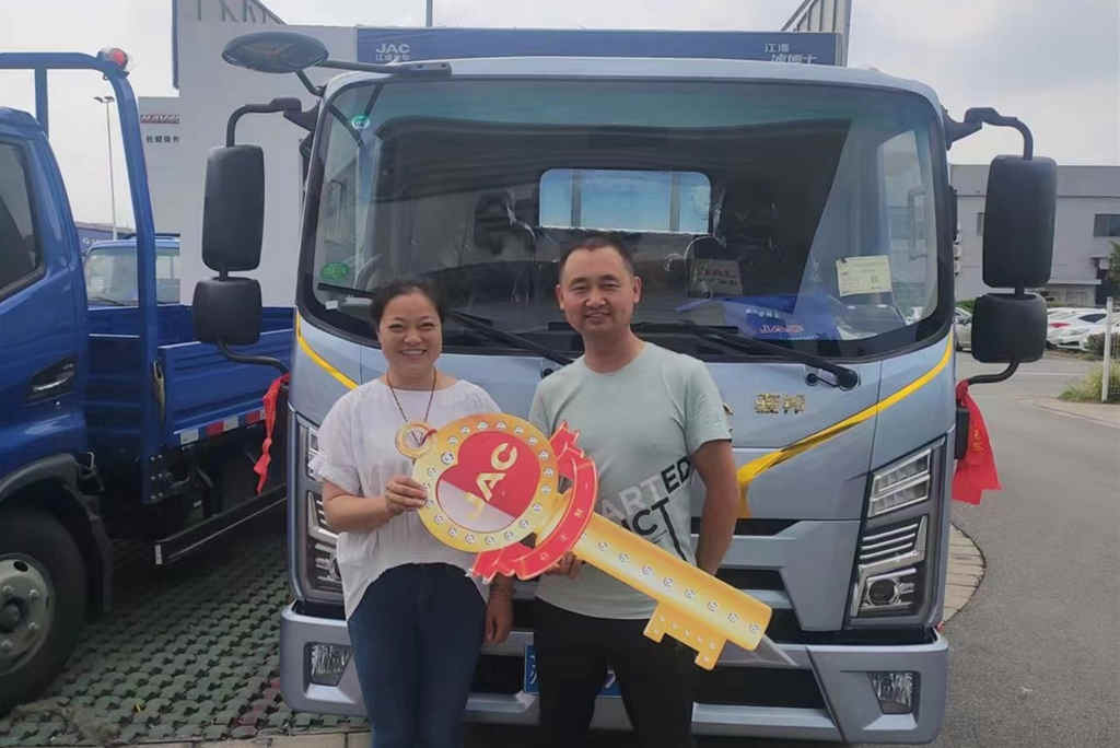 骏铃金饭碗好口碑,江淮1卡与用户共创幸福生活 - 第2张 - 提加商用车网 骏铃金饭碗好口碑,江淮1卡与用户共创幸福生活 - 第2张