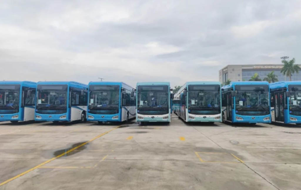 金时不忘旧事 | 金龙公交不负重托,为城市美好出行不断蓄力 - 第3张 - 提加商用车网 金时不忘旧事 | 金龙公交不负重托,为城市美好出行不断蓄力 - 第3张