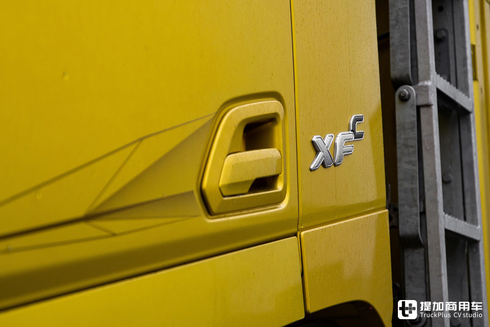 进军工程用车市场,实拍荷兰达夫最新推出的XFC 6x4三向自卸车 - 第7张 - 提加商用车网 进军工程用车市场,实拍荷兰达夫最新推出的XFC 6x4三向自卸车 - 第7张