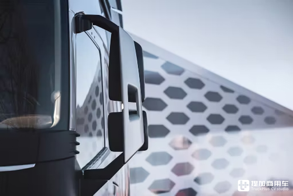 直观展示卡车空气阻力,这台沃尔沃FH Efficiency的设计真独特 - 第7张 - 提加商用车网 直观展示卡车空气阻力,这台沃尔沃FH Efficiency的设计真独特 - 第7张