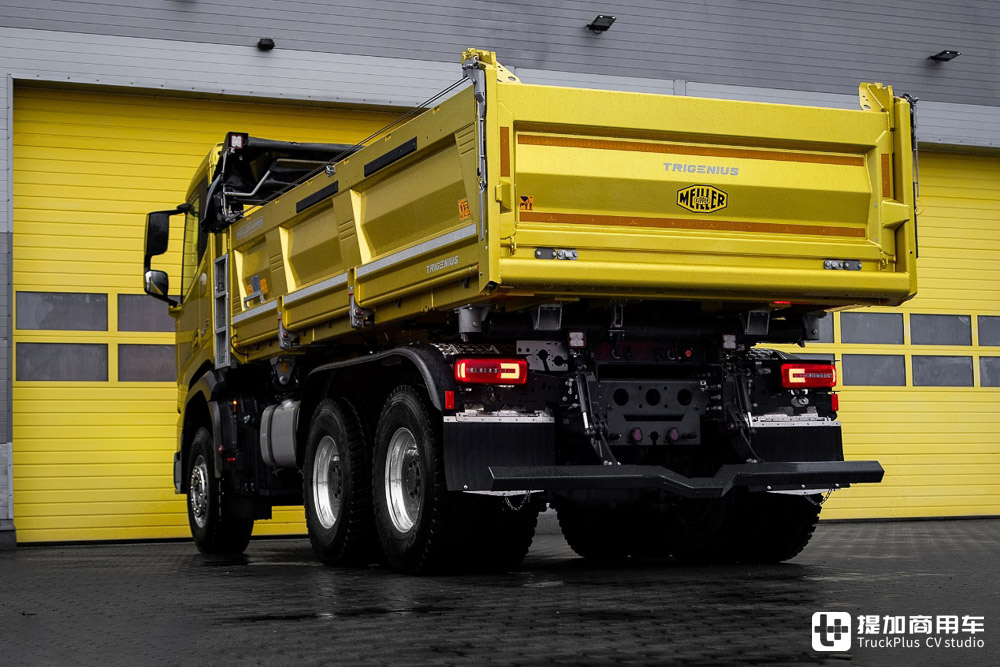 进军工程用车市场,实拍荷兰达夫最新推出的XFC 6x4三向自卸车 - 第11张 - 提加商用车网 进军工程用车市场,实拍荷兰达夫最新推出的XFC 6x4三向自卸车 - 第11张