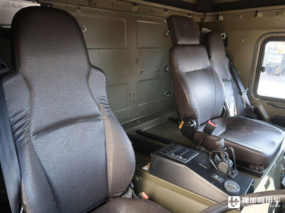 欧洲军队标配,尺寸最小但性能强悍,曼恩HX60 4x4高机动军用卡车实拍 - 第17张 - 提加商用车网 欧洲军队标配,尺寸最小但性能强悍,曼恩HX60 4x4高机动军用卡车实拍 - 第17张