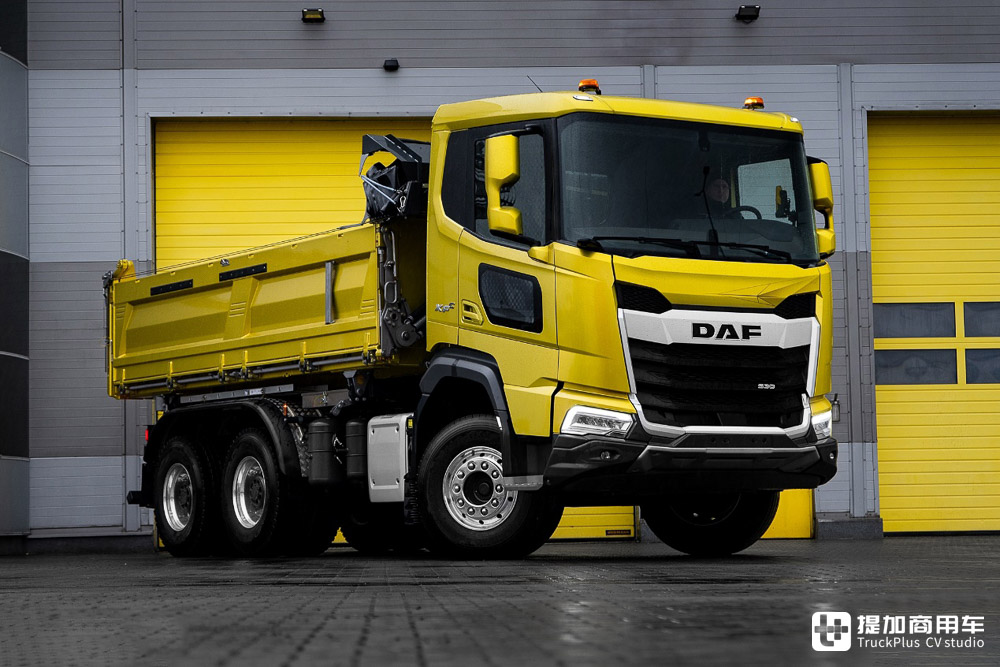 进军工程用车市场,实拍荷兰达夫最新推出的XFC 6x4三向自卸车 - 第19张 - 提加商用车网 进军工程用车市场,实拍荷兰达夫最新推出的XFC 6x4三向自卸车 - 第19张