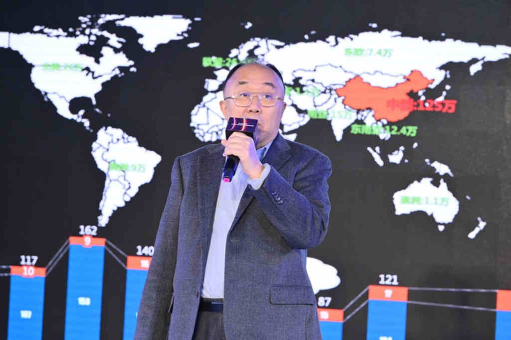 高质量 低成本 北汽重卡企业战略在京发布 - 第2张 - 提加商用车网 高质量 低成本 北汽重卡企业战略在京发布 - 第2张