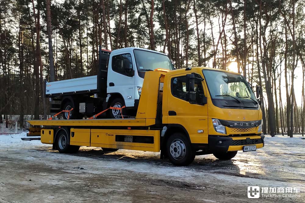 最新款三菱轻卡长啥样?实拍新一代三菱扶桑Canter 9C18清障车告诉你 - 第1张 - 提加商用车网 最新款三菱轻卡长啥样?实拍新一代三菱扶桑Canter 9C18清障车告诉你 - 第1张