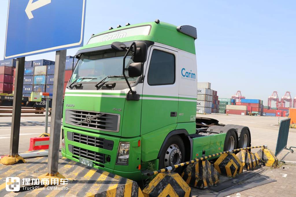 年后首发我们看点不一样的卡车,港口拍老车,配置大不同还挂着日本牌照? - 第14张 - 提加商用车网 年后首发我们看点不一样的卡车,港口拍老车,配置大不同还挂着日本牌照? - 第14张