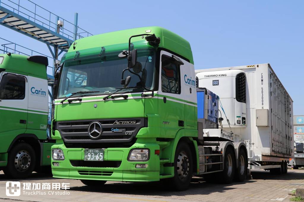 年后首发我们看点不一样的卡车,港口拍老车,配置大不同还挂着日本牌照? - 第22张 - 提加商用车网 年后首发我们看点不一样的卡车,港口拍老车,配置大不同还挂着日本牌照? - 第22张