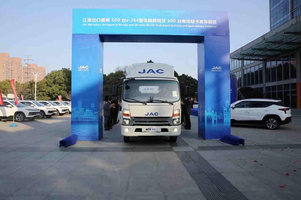 国际帅铃启航欧洲!江淮1卡帅铃100台纯电动轻卡交付法国西班牙! - 第4张 - 提加商用车网 国际帅铃启航欧洲!江淮1卡帅铃100台纯电动轻卡交付法国西班牙! - 第4张
