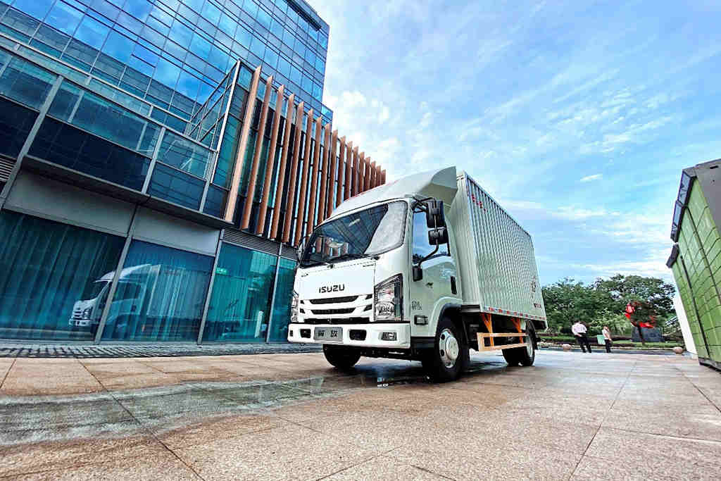 品质赢荣誉,江西五十铃获“赢运之星 卓越品质物流轻卡”称号 - 第3张 - 提加商用车网 品质赢荣誉,江西五十铃获“赢运之星 卓越品质物流轻卡”称号 - 第3张