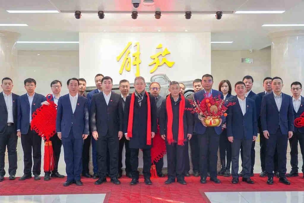 开工首日，一汽解放领导迎员工、送祝福、鼓干劲！