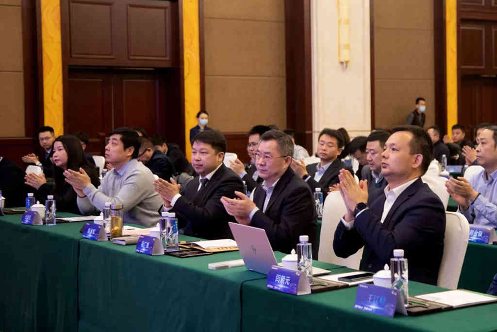 签单3508辆!煤炭细分市场同盟会暨疆煤外运专题会胜利召开 - 第2张 - 提加商用车网 签单3508辆!煤炭细分市场同盟会暨疆煤外运专题会胜利召开 - 第2张