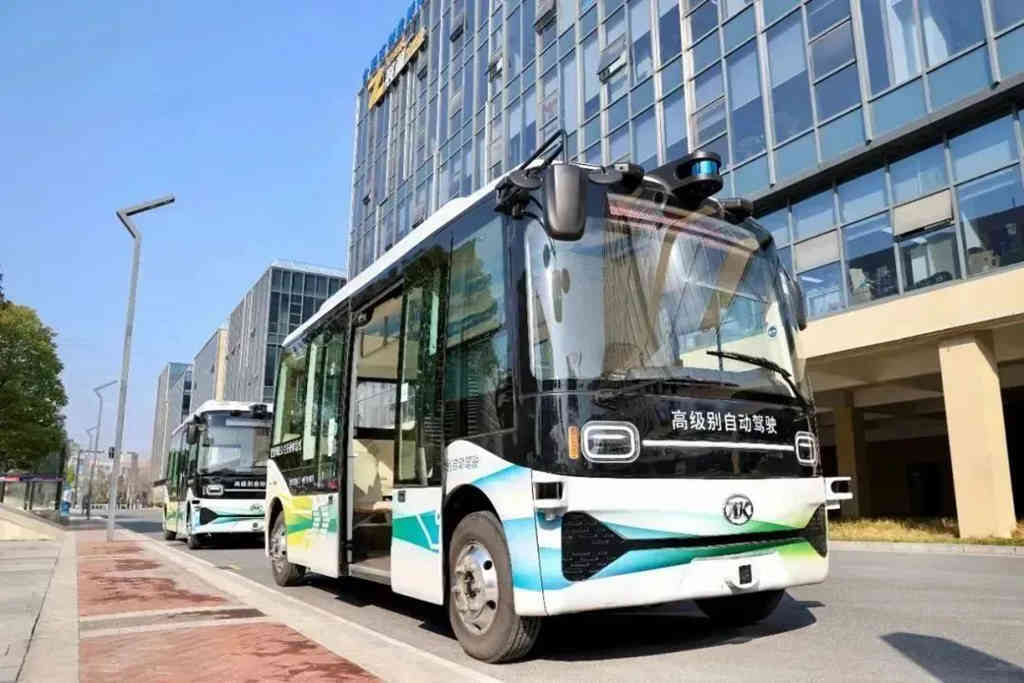 免费预约试乘,安徽首条自动驾驶公交等你来体验! - 第1张 - 提加商用车网 免费预约试乘,安徽首条自动驾驶公交等你来体验! - 第1张